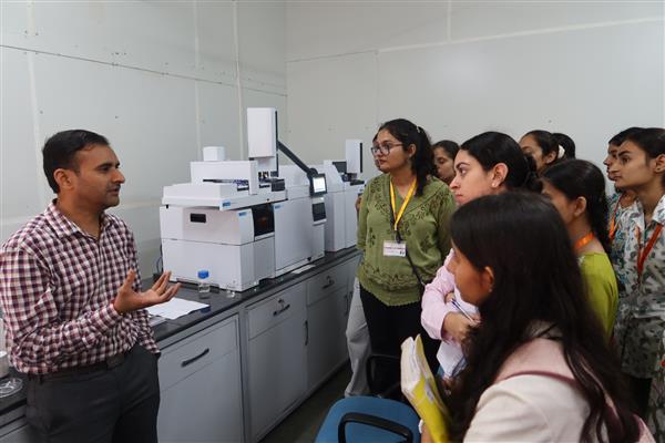 Visit to CSIR–Institute of Himalayan Bioresource T